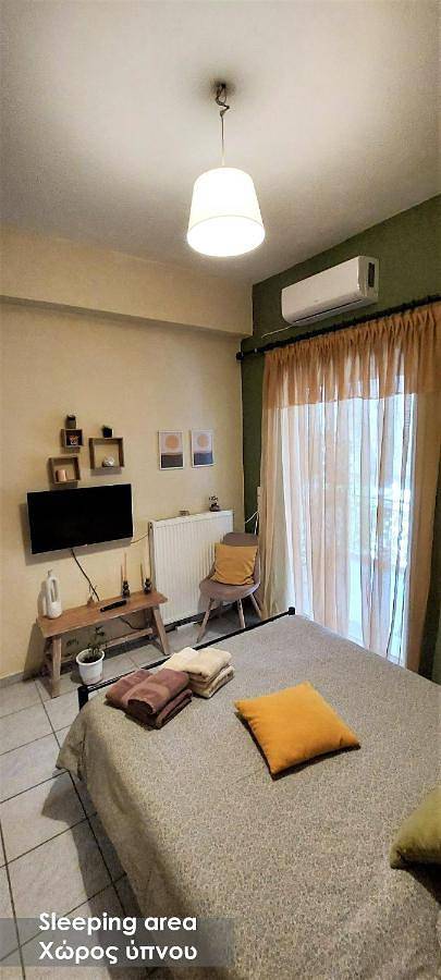 Appartement entier, One-Bedroom Apartment in Lamia, Région de Phthiotide
