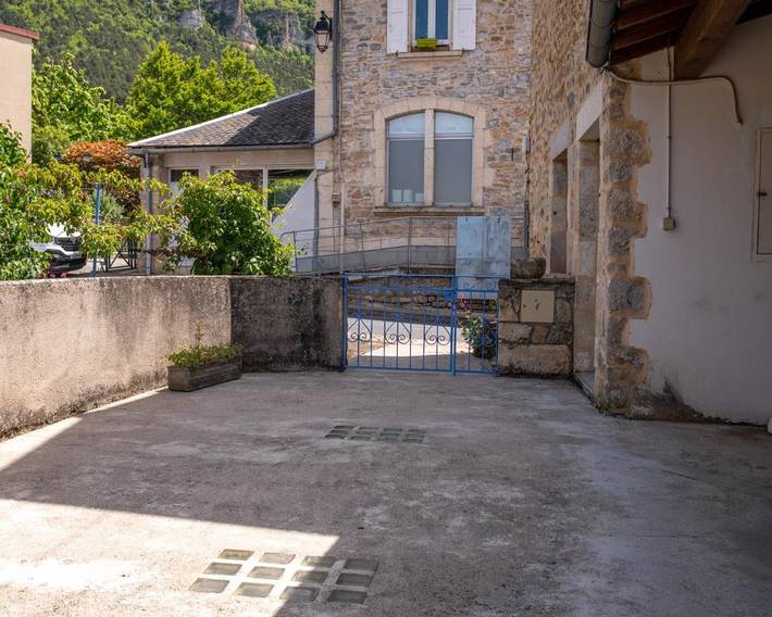 Location de vacances pour 5 personnes, avec jardin et terrasse à La Cresse - 3