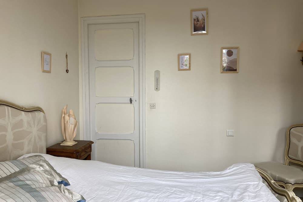 Maison Avec Grand Jardin Clos Exposé Sud, à 5 min du Centre Ville! in Dieppe, Région de Dieppe