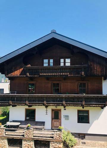 Ferienwohnung für 4 Personen, mit Balkon und Ausblick in Zell am Ziller