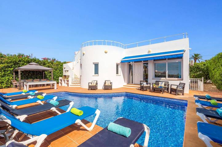 Villa for 8 people, child-friendly - 1