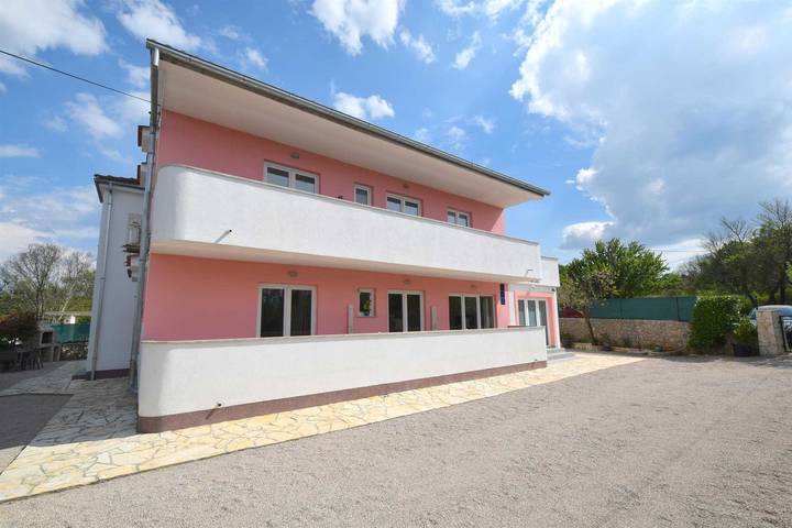 Ferienwohnung für 2 Personen, mit Balkon auf Krk