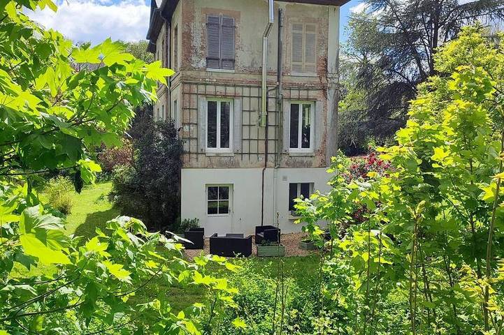 Gîte pour 4 personnes, avec jardin dans Tourville-sur-Pont-Audemer