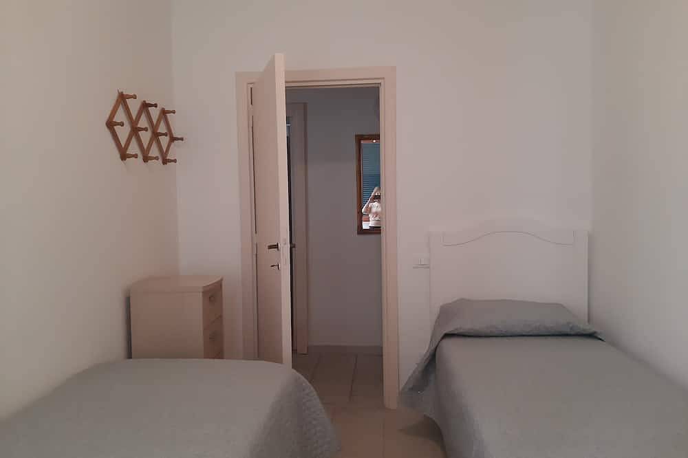 Charming independent villa with garden near the sea and near Rome in San Felice Circeo, Agro Pontino