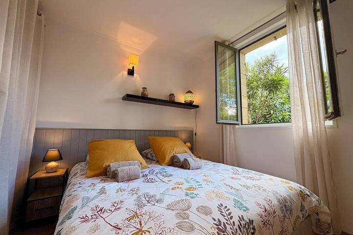 Villa Oria Piscine & charme près d'Uzès 6 à 8 pers in Saint-Quentin-la-Poterie, Région de Nîmes