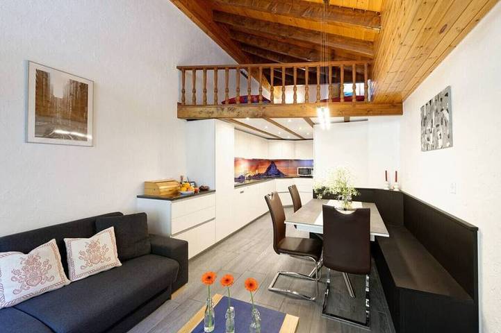 Ferienhaus für 6 Personen, mit Whirlpool und Balkon in Zermatt