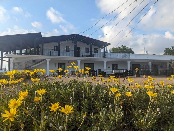 Agriturismo per 2 persone, con piscina e panorama nonché giardino, con animali domestici in Provincia di Bari