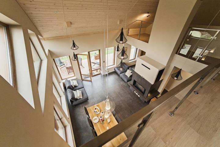 Apartament wakacyjny dla 18 osób, z Jacuzzi i Taras oraz Ogród i Sauna w Międzybrodzie Bialskie