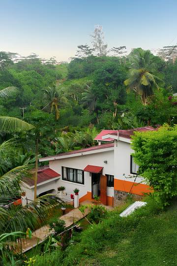 Location de vacances pour 8 personnes, avec jardin et terrasse, animaux acceptés aux Seychelles