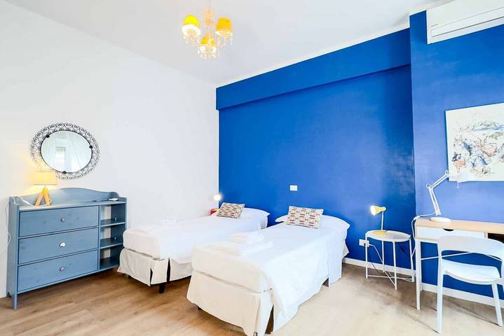 Ganze Wohnung, Ferienwohnung für 4 Personen mit Balkon/Terrasse in La Spezia (By), La Spezia
