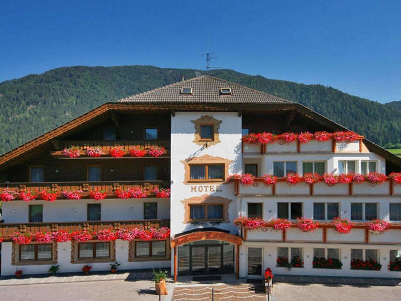 Hotel Kronplatzer Hof - Dolomiten Queen Suite in Oberrasen, Rasen-Antholz
