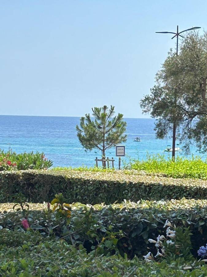 Appartement entier, Studio with Sea View in Ajaccio, Golfe D'Ajaccio