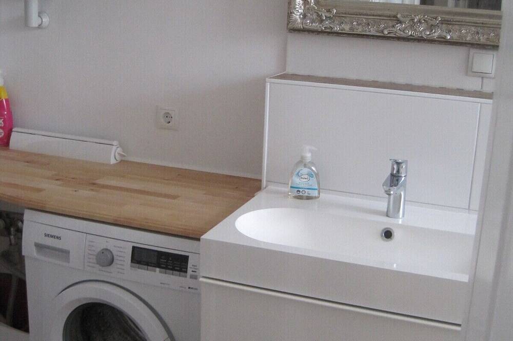 Ganze Wohnung, Charmante Ferienwohnung in zentraler Lage in Preetz - 3,5 Zimmer in Preetz, Südliche Ostseeküste