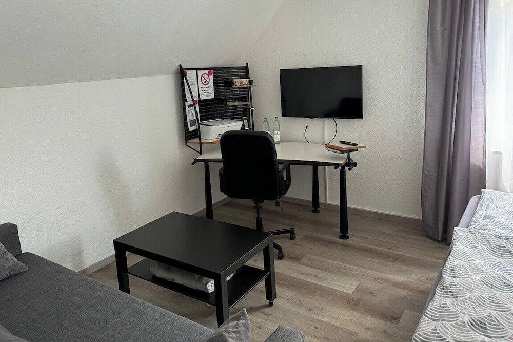 Ganze Wohnung, Zentrale Ferienwohnung Lippstadt - frisch renoviert in Lippstadt, Kreis Soest