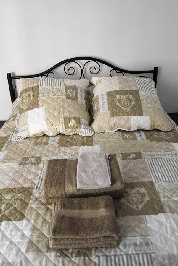 Gîte pour 2 personnes, animaux acceptés à Claviers - 2