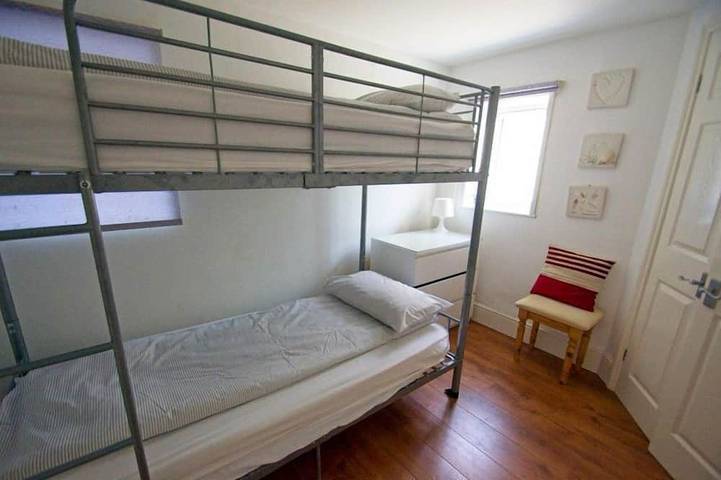 Appartement entier, Pont inférieur (3 Pebbles Court) - peut accueillir 4 personnes dans 2 chambres in Woolacombe, Devon