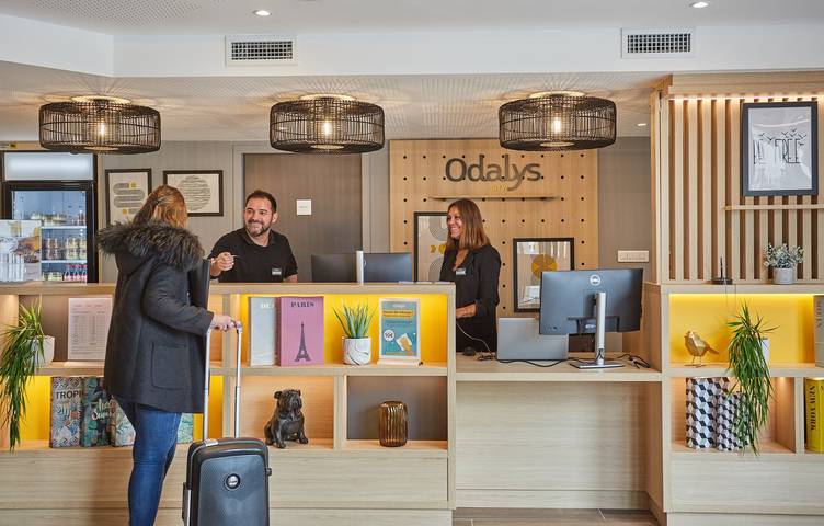 Estudio entero, Appart'hôtel Nîmes Arènes Vue S2p  in Nimes, Region de Nimes