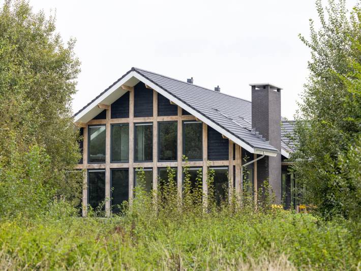 Vakantiehuis voor 24 personen, with Terras and Tuin as well as Zwembad and Sauna in Aalten