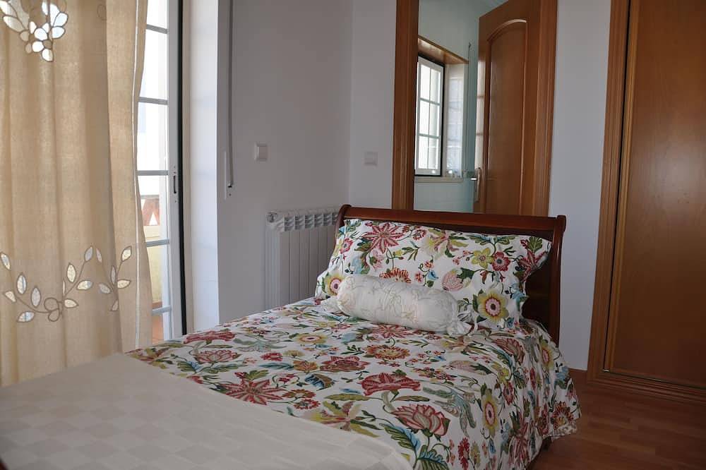 Ericeira Beach Place - Free Wifi - 500m from the beaches in Praia dos Pescadores (Ericeira), Ericeira