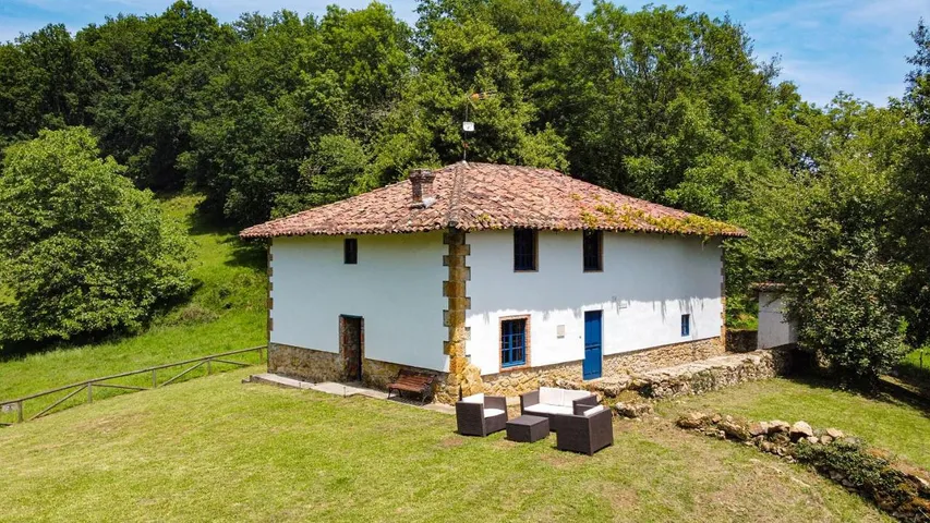 Casa de vacaciones para 8 personas, con vistas y jardín - 1