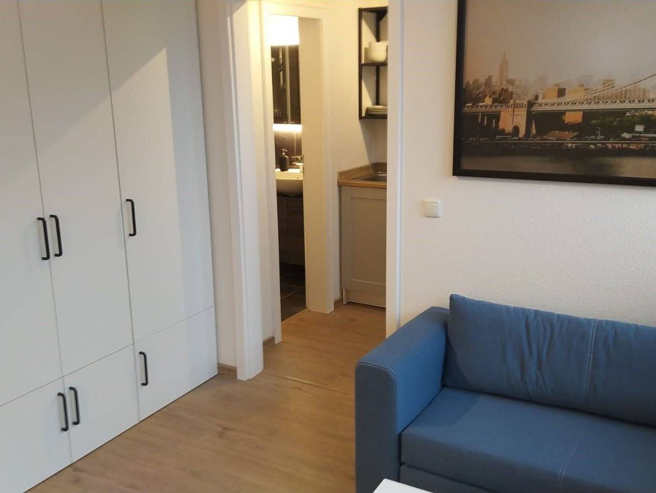 Ganze Wohnung, Frisch renovierte Appartements in Mönchengladbach, Niederrhein