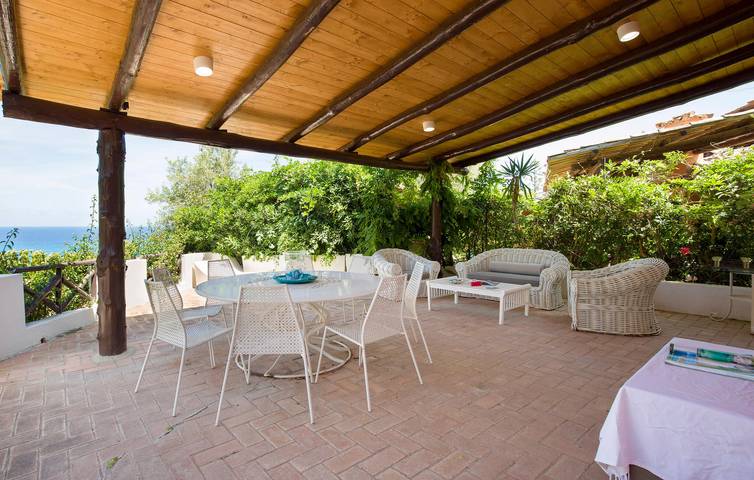 Ferienhaus für 7 Personen, mit Pool und Terrasse in Kalabrien - 2