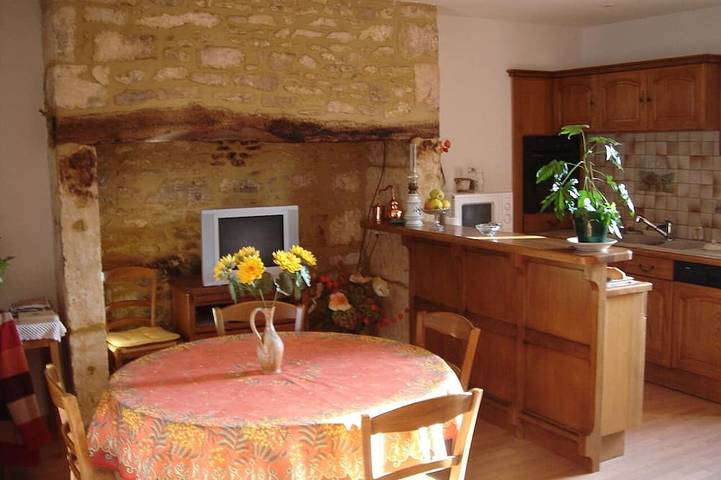Location de vacances pour 4 personnes, avec terrasse à Les Eyzies-de-Tayac-Sireuil