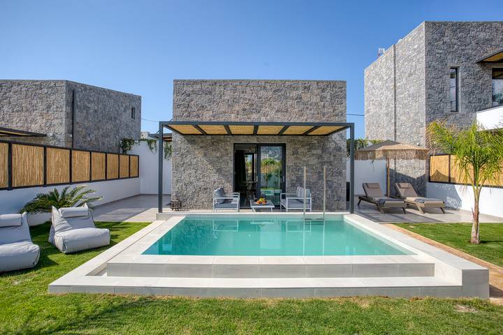 Villa pour 4 personnes, avec Jardin et Piscine dans Malia
