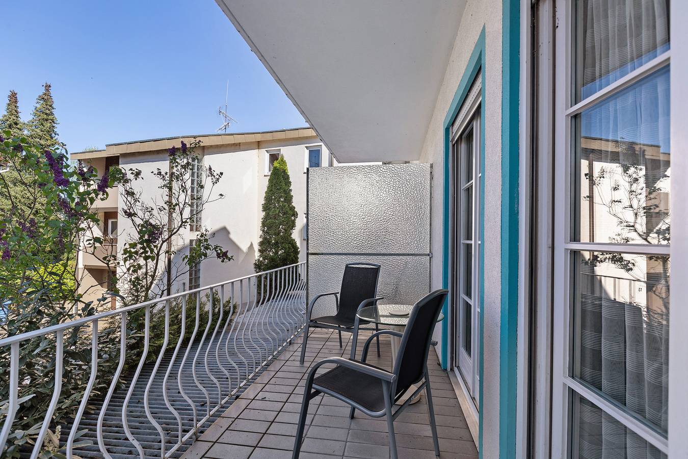 Dreibett Familienzimmer mit herrlichem Inselblick,  Balkon und Jacuzzi in Reichenau, Untersee