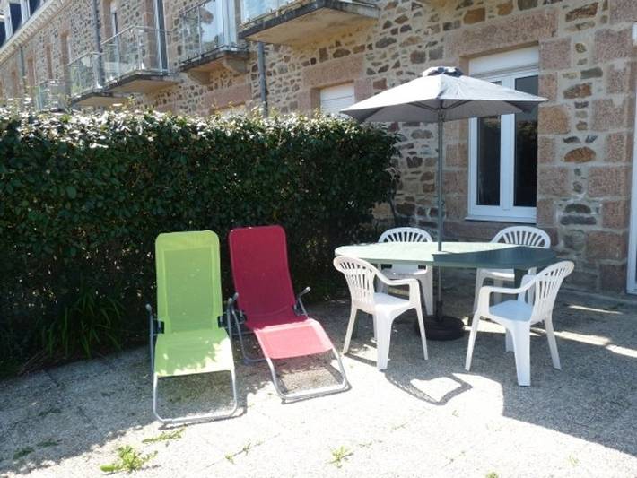 Gîte pour 3 personnes, avec Terrasse dans Plage Trestraou