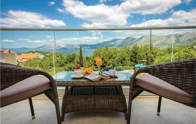 Gîte pour 2 personnes, avec terrasse à Cavtat - 3