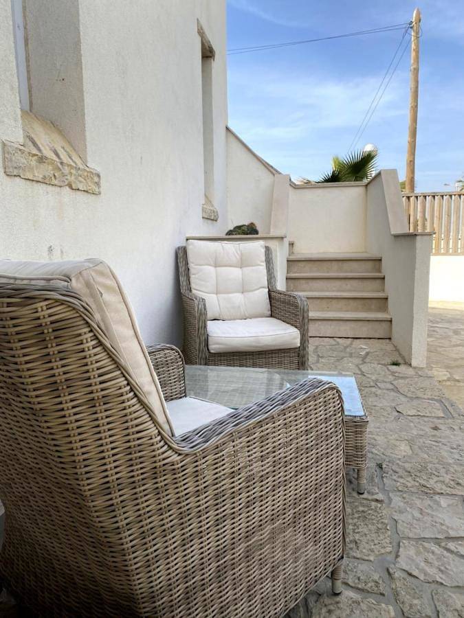 Golden Beach Guest House & Rooftop Bar in Ilha de Faro, Montenegro (Faro)