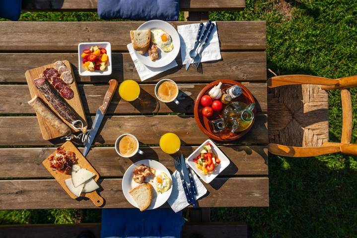 Casa rural para 4 personas, con piscina además de vistas y jardín en Garrotxa - 2