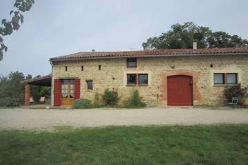 Gîte pour 5 personnes, avec terrasse et jardin à Caraman