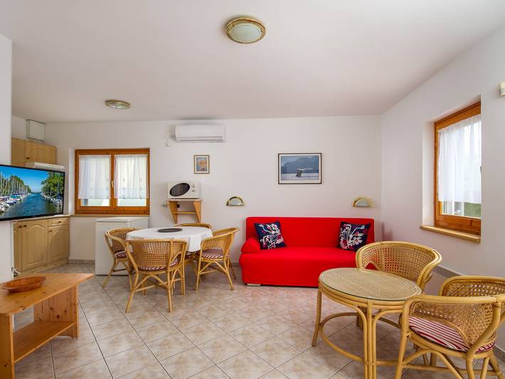 Ferienwohnung für 5 Personen, mit Terrasse und Garten in Balatonmariafürdö - 3