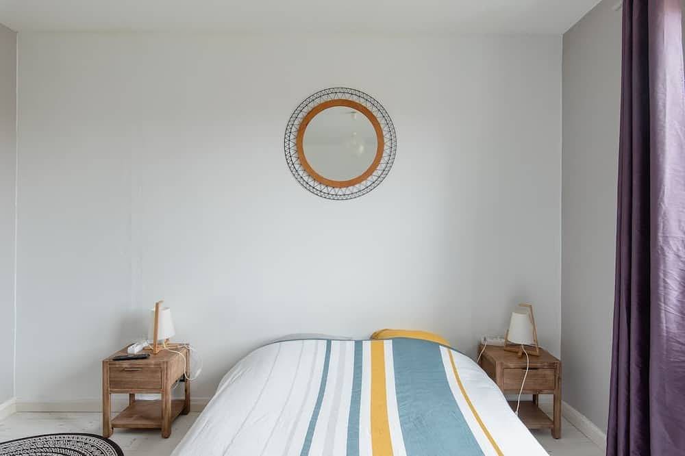 Ganze Wohnung, Apartment-Apartment-Nasszelle-Stadtblick-T2 in Angoulême, Charente