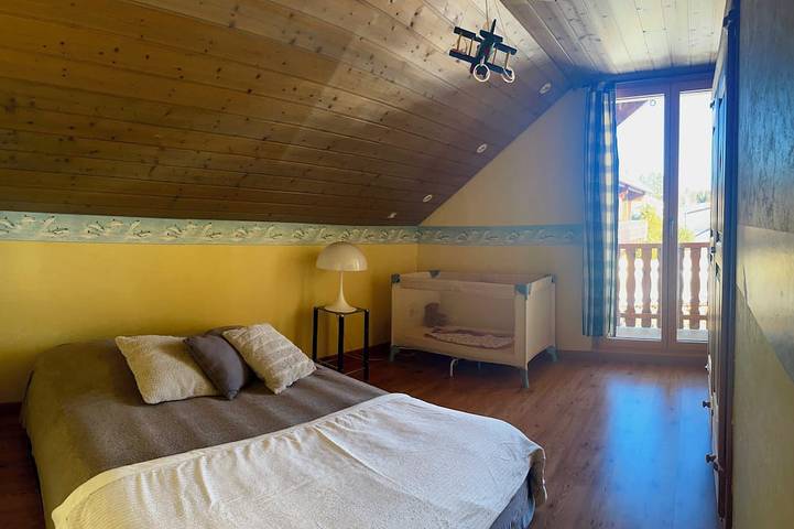 Mountain vacation home 10 people village center in Prémanon, Regionaler Naturpark Hochjura