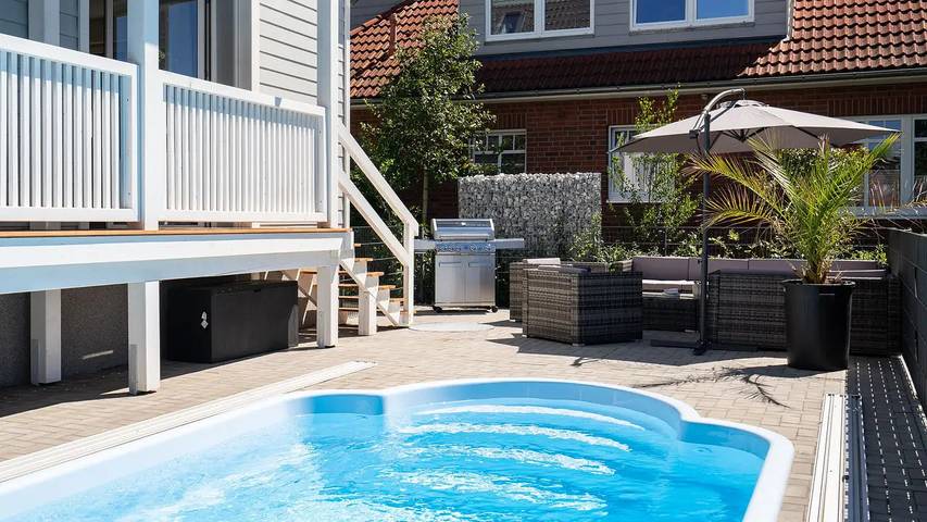 Ferienwohnung für 8 Personen, mit Balkon und Pool sowie Sauna in Ratekau