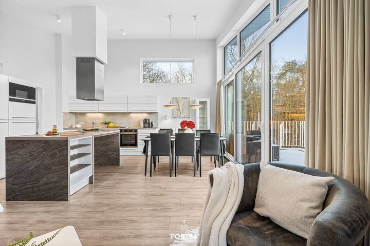 Ferienwohnung für 8 Personen, mit Whirlpool und Balkon sowie Sauna in Priwall