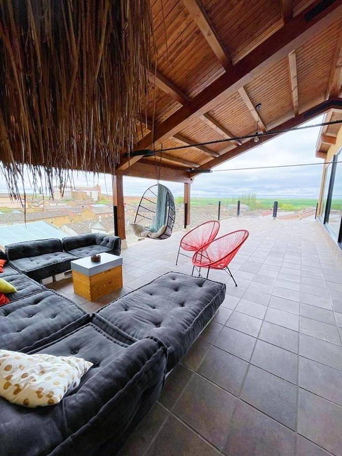 Casa rural para 11 personas, con Terraza y Vistas en Villamuera de la Cueza