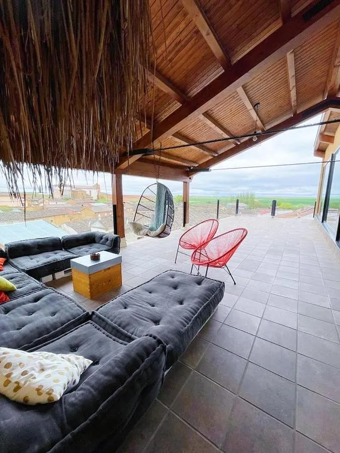 Country house for 11 people, with view and terrace - 1