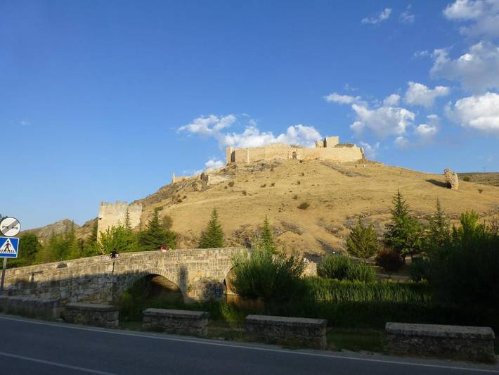 Hostal para 2 personas, con terraza en Tierras del Burgo - 4