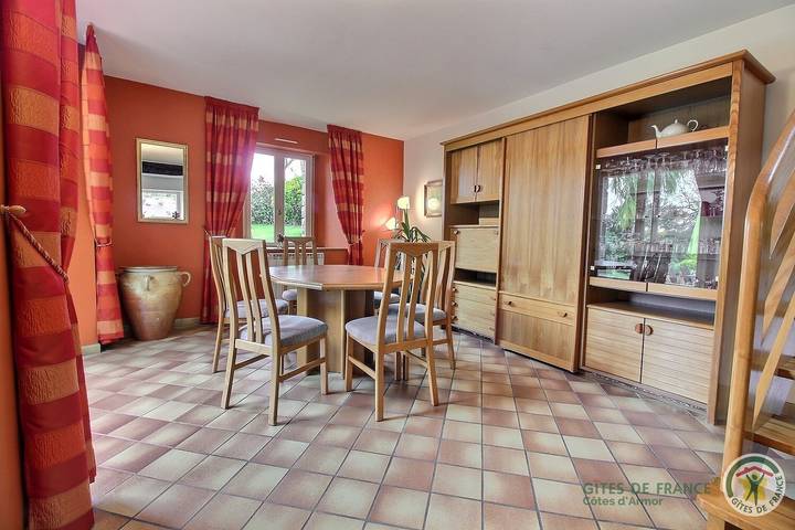 Gîte pour 6 personnes, avec jardin et terrasse à Paimpol - 2