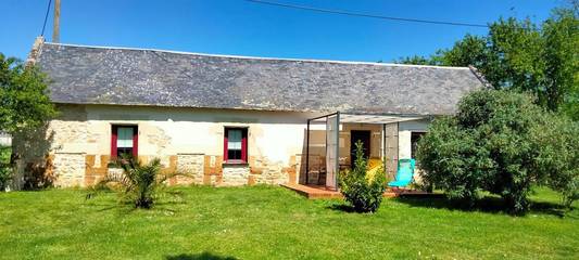Location de vacances pour 3 personnes, avec jardin, animaux acceptés à Oiron