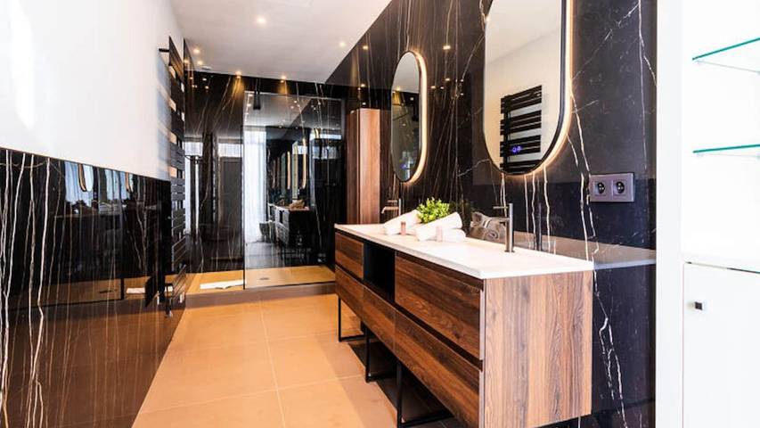 Gîte pour 7 personnes, avec balcon dans Office de Tourisme de Cannes - 3