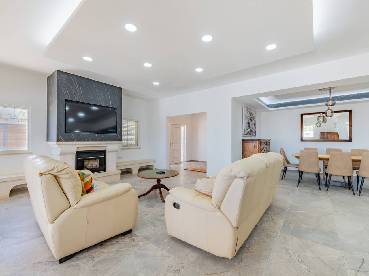 V4 Águia Vermelha in Paderne, Faro District