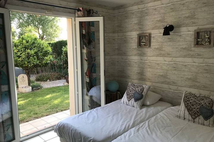 Location de vacances pour 8 personnes, avec terrasse et jardin, animaux acceptés à Saint-Génis-des-Fontaines - 4