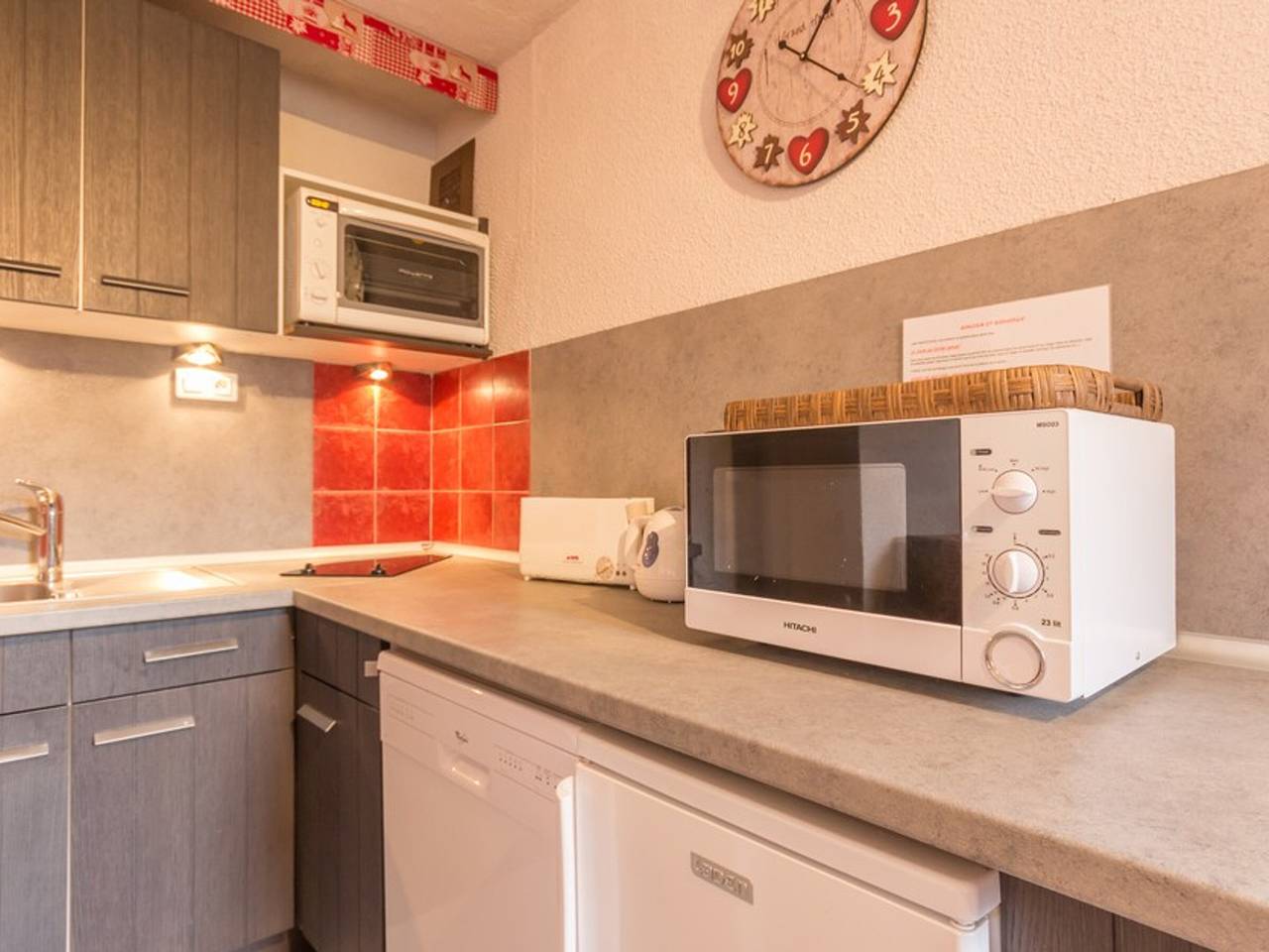 Studio entier, Studio rénové proche pistes avec balcon et coin montagne in La Plagne, Bellentre