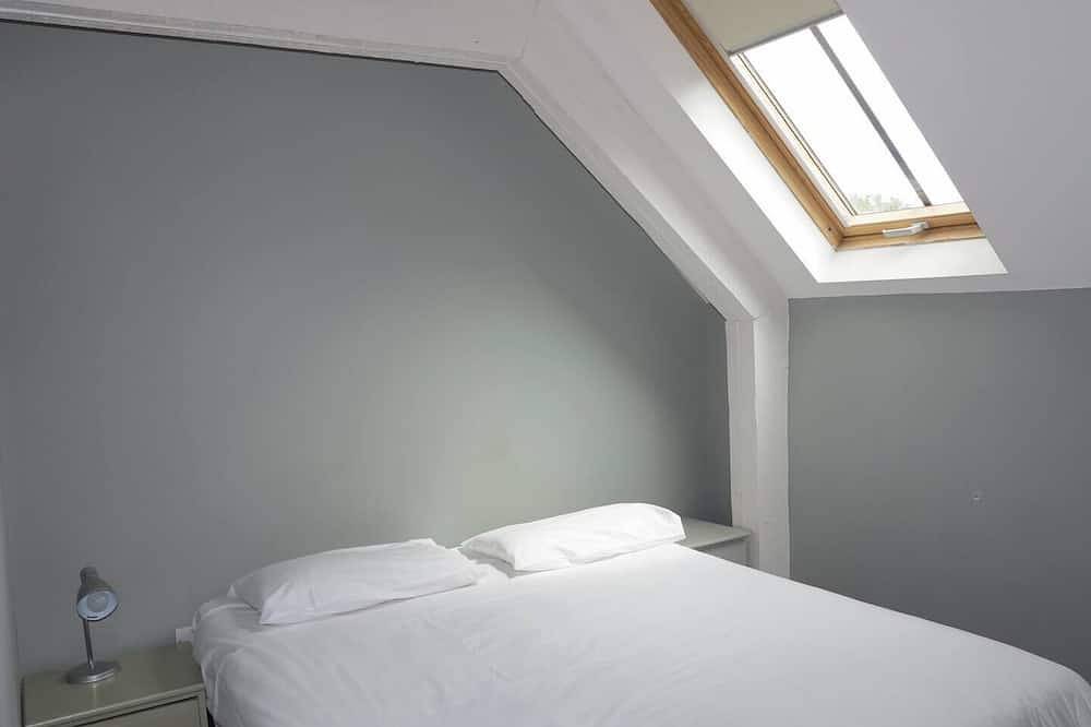 Amazing Stables Building,with 12 bedrooms, Lyndhurst, centre of New Forest! in Lyndhurst, Hampshire