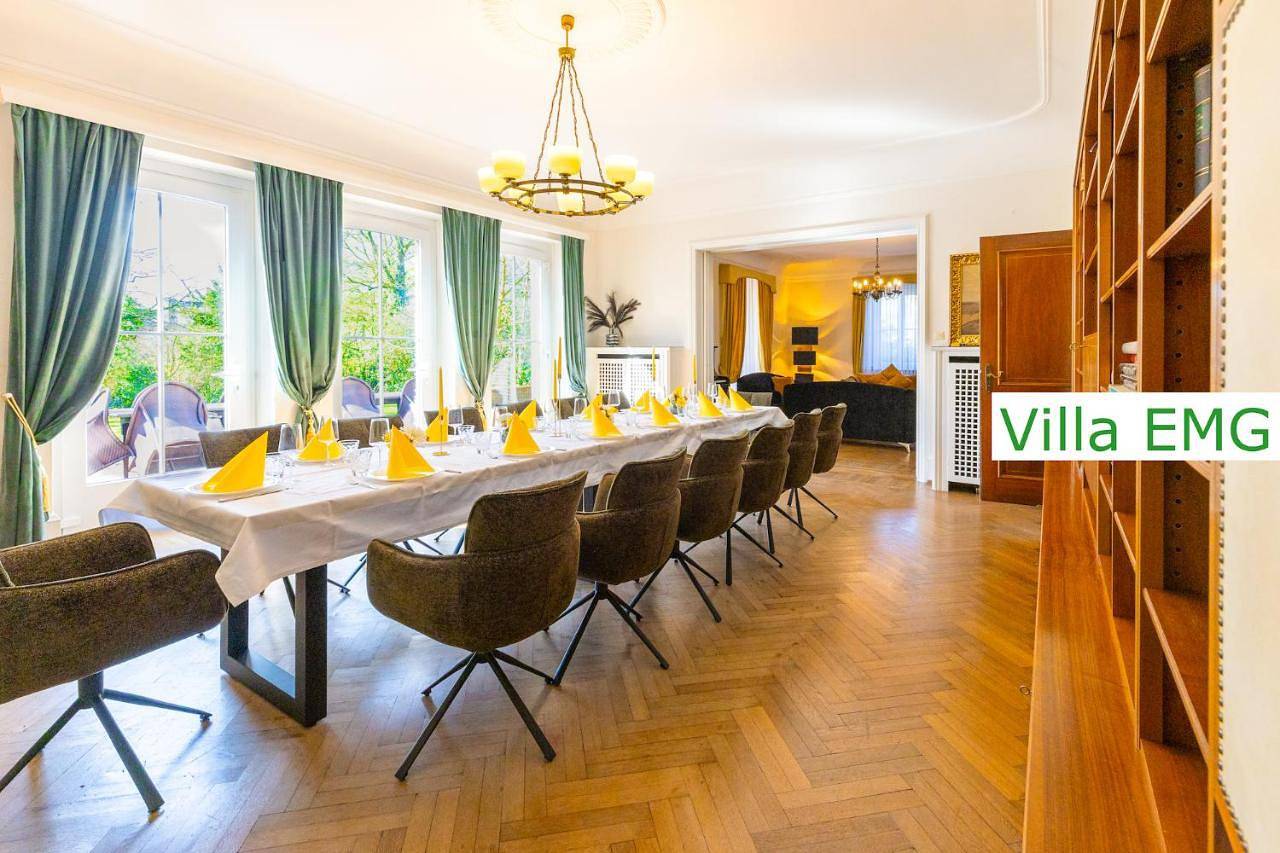 Luxury Villa Emg Steinfurt - Historische Villa mit Sauna, Spa, Garten & großem Essbereich für bis zu 22 Personen in Steinfurt, Münsterland